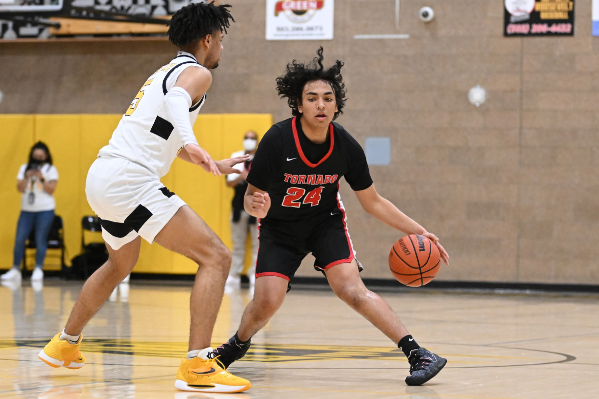 Roosevelt North Medford boys basketball Leon Neuschwander 32